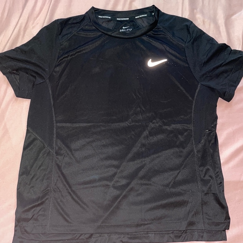 Nike short sleeve workout shirt